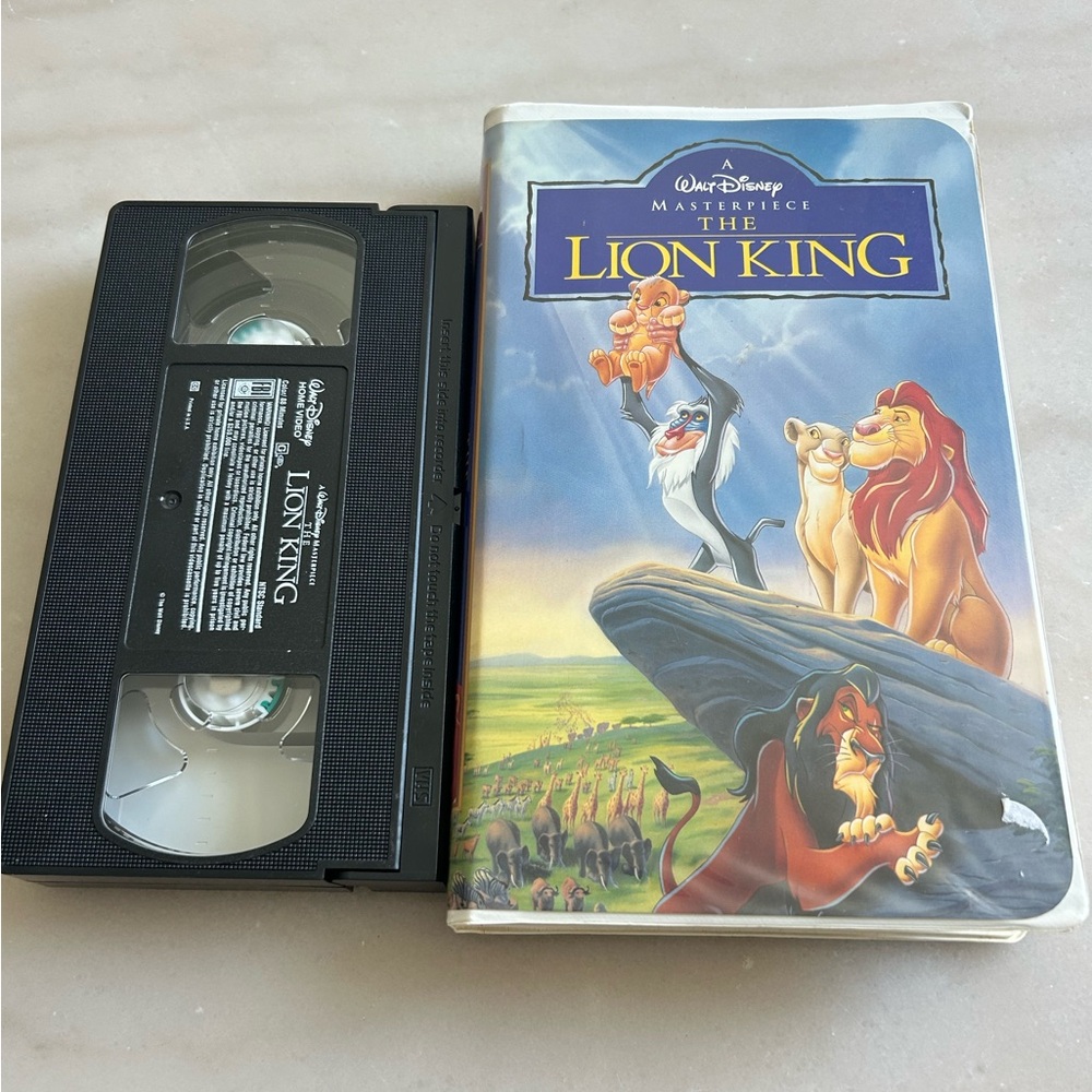 The Lion King VHS Walt Disney Masterpiece Collection - Complete with Inserts